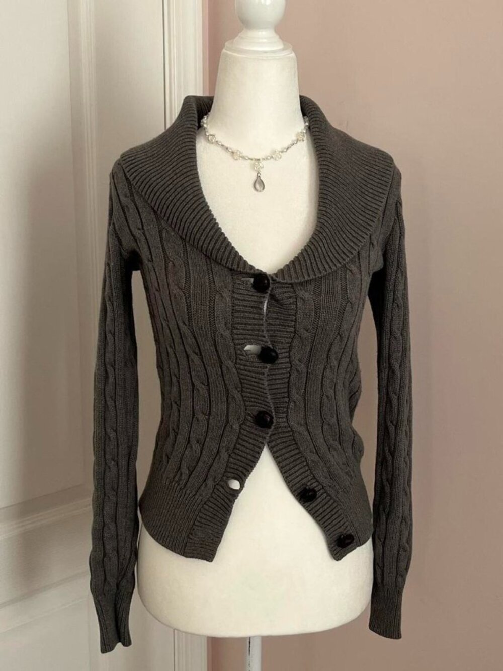 grey baby doll knit button up cable knit detailed sweater cardigan